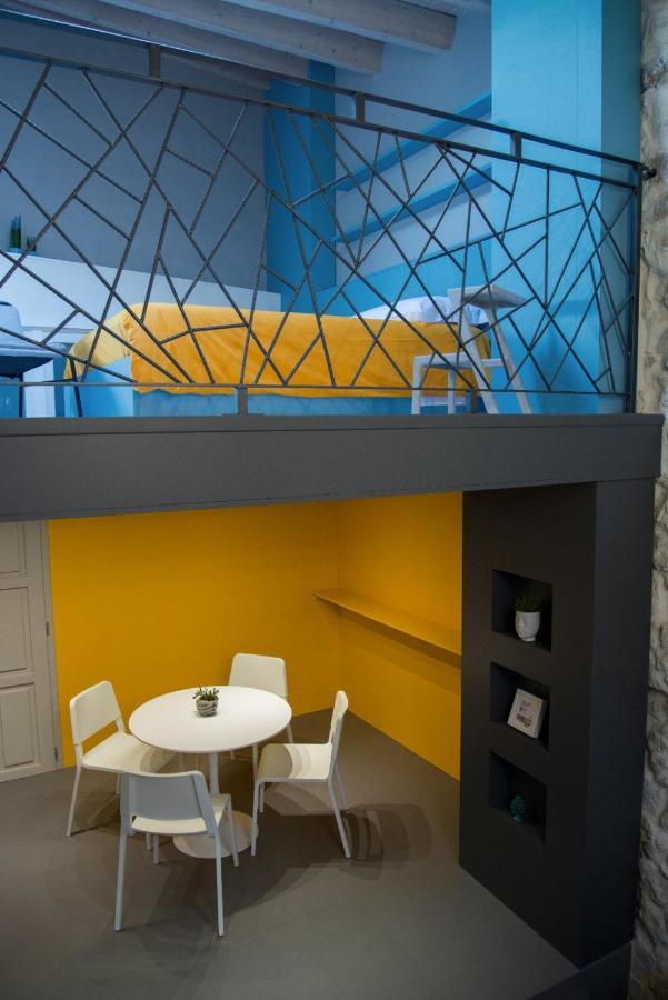 Il Piccolo Loft Holiday Home 팔라쫄로 아크레이데 외부 사진