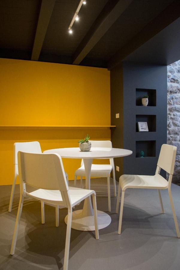 Il Piccolo Loft Holiday Home 팔라쫄로 아크레이데 외부 사진